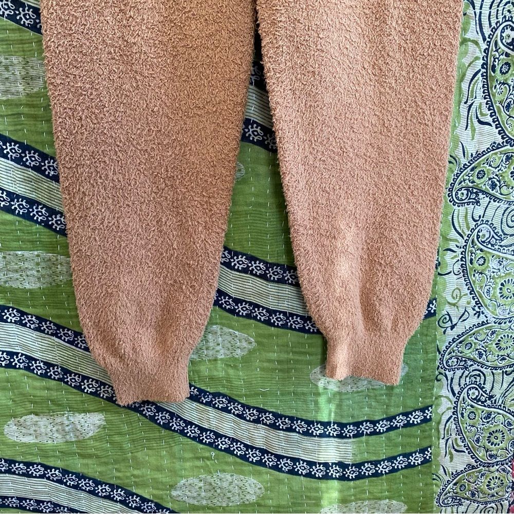 Reformation Monte Camel Plush Drawstring Chic Fuzzy Jogger Pants Size Medium - Picture 6 of 14